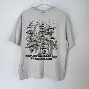 H&M Light Grey Nature Graphic Tee Size Large
